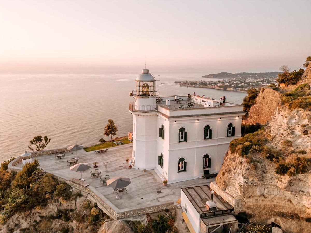 Faro Punta Imperatore Форио Экстерьер фото