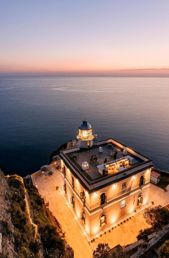 Faro Punta Imperatore Форио Экстерьер фото