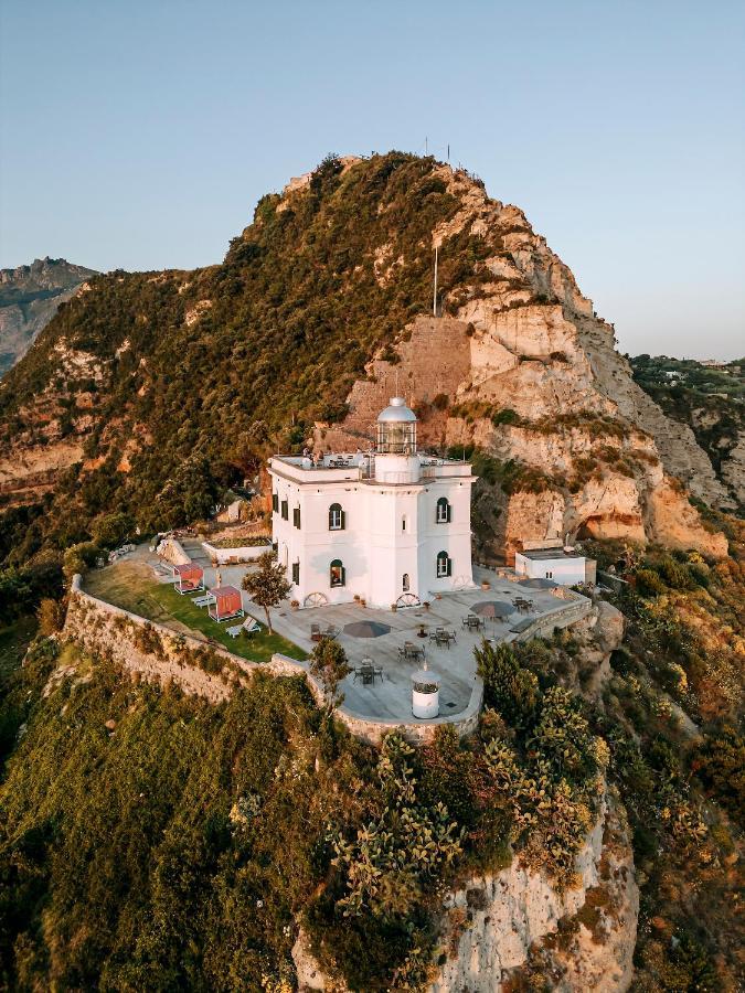 Faro Punta Imperatore Форио Экстерьер фото