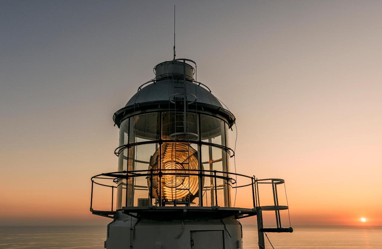 Faro Punta Imperatore Форио Экстерьер фото